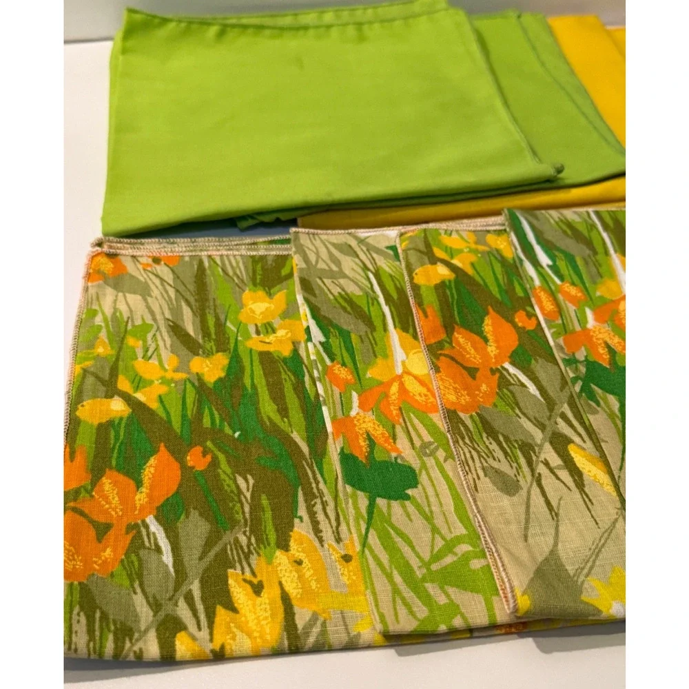 🌼 Vintage Bella Floral Napkins Lot 8 Mid Century Linen Blend 16.5”